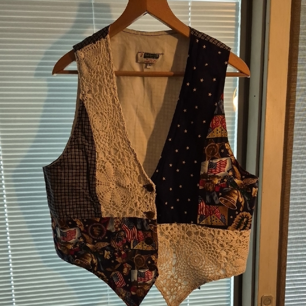 Patriotic Lined Patchwork Vest with Lace Accents, Red White Blue Size Large
